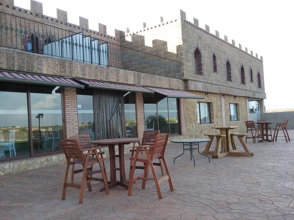 Hotel Vinedos Y Bodegas El Castillo Villarrobledo Dış mekan fotoğraf