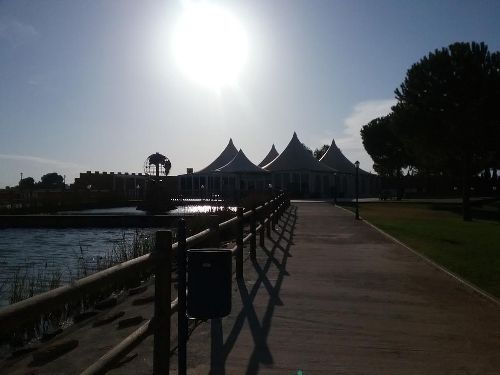 Hotel Vinedos Y Bodegas El Castillo Villarrobledo Dış mekan fotoğraf
