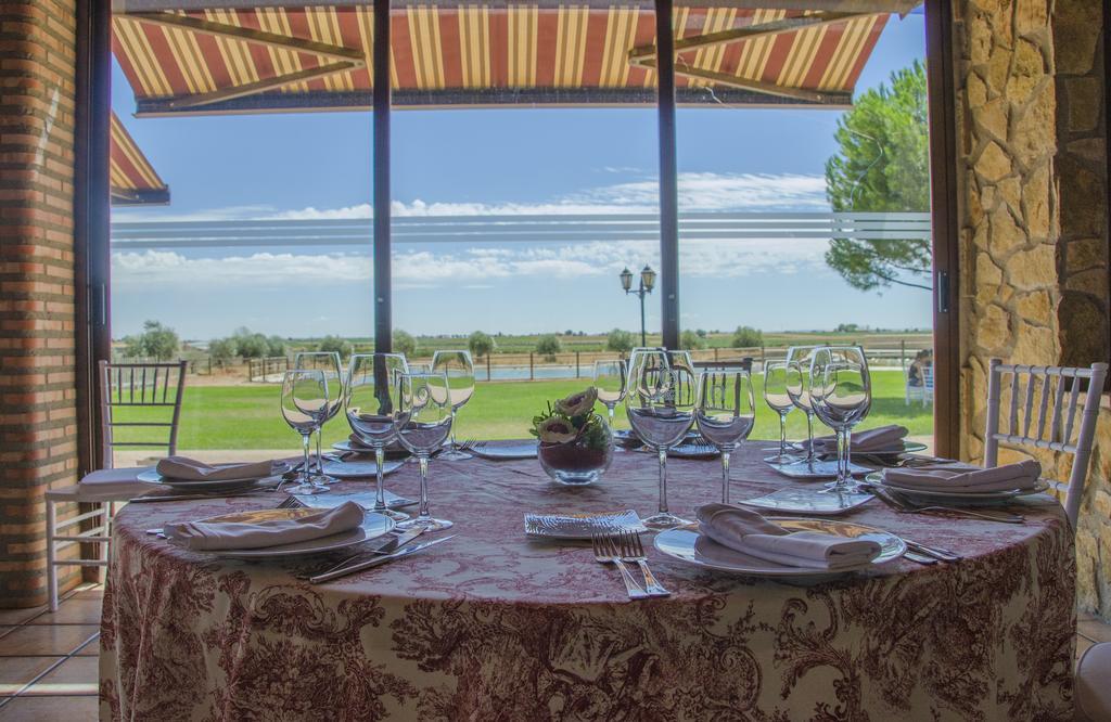 Hotel Vinedos Y Bodegas El Castillo Villarrobledo Dış mekan fotoğraf